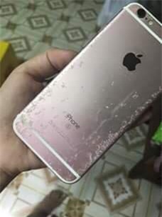 Hội những người Việt tẩy chay ốp lưng thi nhau khoe xem điện thoại ai nát nhất - Ảnh 6.