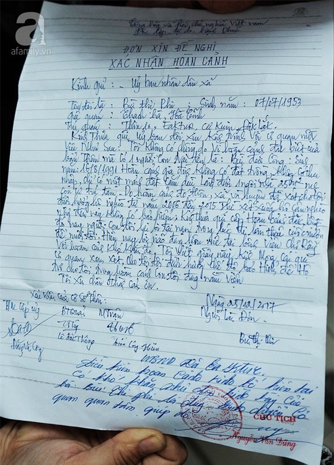 Mẹ đơn thân cạn nước mắt chăm con bị tai nạn nguy kịch vì dừng lại cứu người - Ảnh 8.