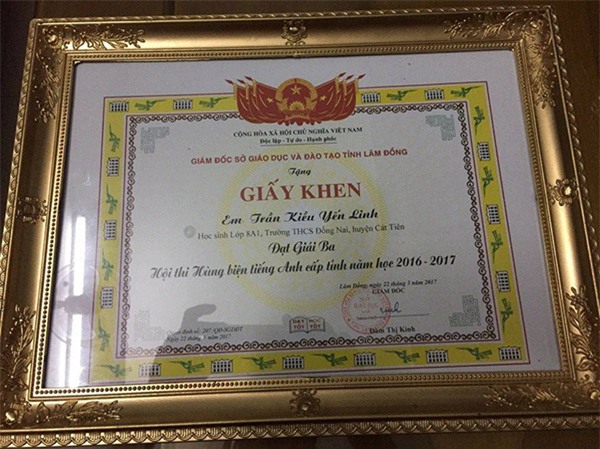 Thiếu nữ 10X xinh đẹp, hát tiếng Anh cực đỉnh gây sốt mạng xã hội-3