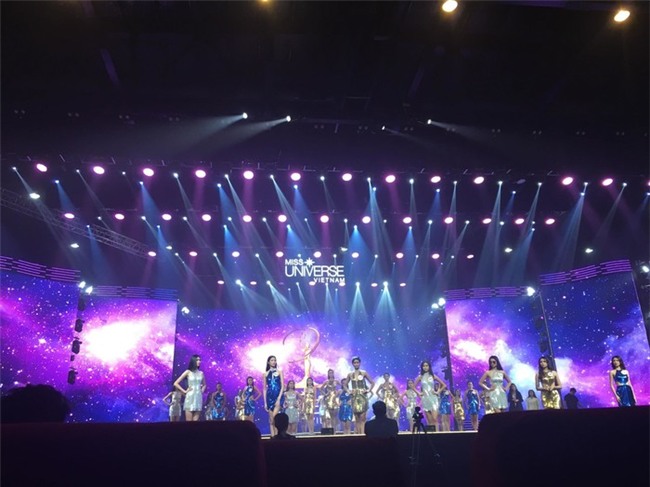 Dù lịch hoạt động và tập luyện khá dày đặc&nbsp;nhưng các thí sinh vẫn không ngừng cố gắng đầu tư và trau chuốt cho phần đồng diễn của cuộc thi.