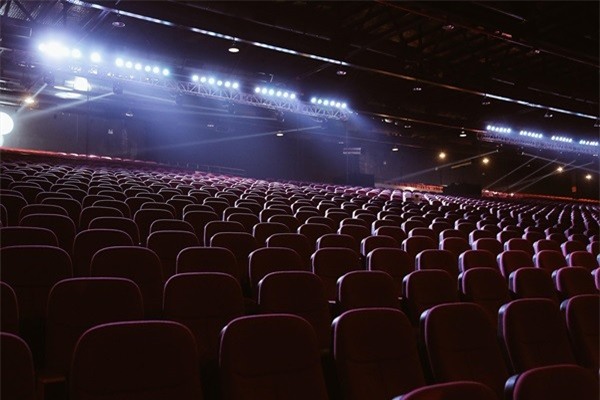 Hé lộ sân khấu Chung kết hoành tráng của Hoa hậu Hoàn vũ Việt Nam 2017