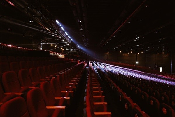 Hé lộ sân khấu Chung kết hoành tráng của Hoa hậu Hoàn vũ Việt Nam 2017