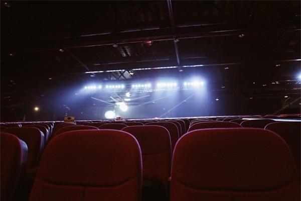 Hé lộ sân khấu Chung kết hoành tráng của Hoa hậu Hoàn vũ Việt Nam 2017