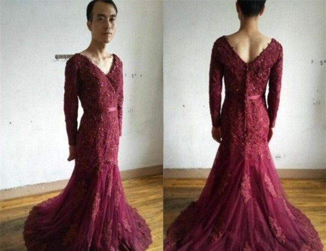 Nam chủ shop online chơi trội tự mặc nguyên quả đầm cánh cụp cánh xòe cho khách nữ xem mẫu - Ảnh 4.