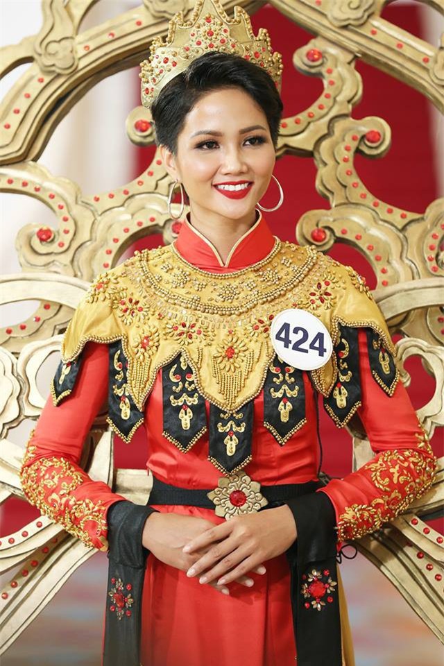Hành trình nhan sắc của HHen Nie từ khi còn ở Việt Nam Next Top Model đến Tân Hoa hậu Hoàn Vũ Việt Nam 2017 - Ảnh 19.