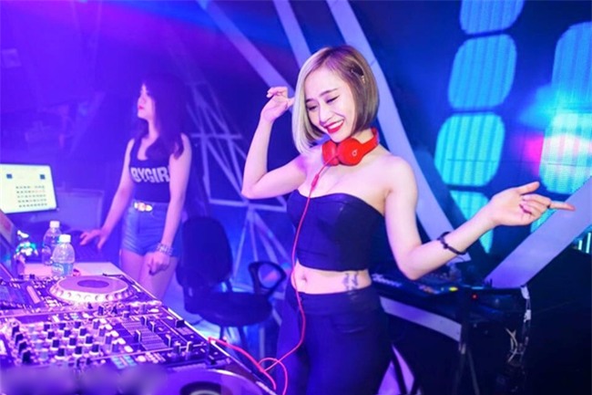 3 co vo, ban gai lam dj cua sao nam viet khien khan gia "tang huyet ap" hinh anh 16