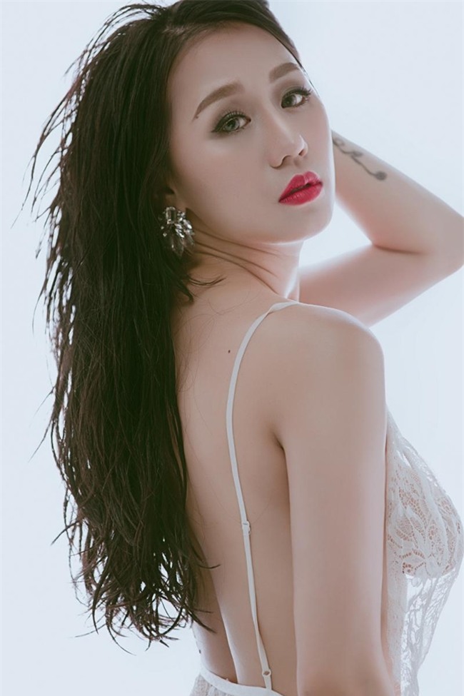 3 co vo, ban gai lam dj cua sao nam viet khien khan gia "tang huyet ap" hinh anh 17