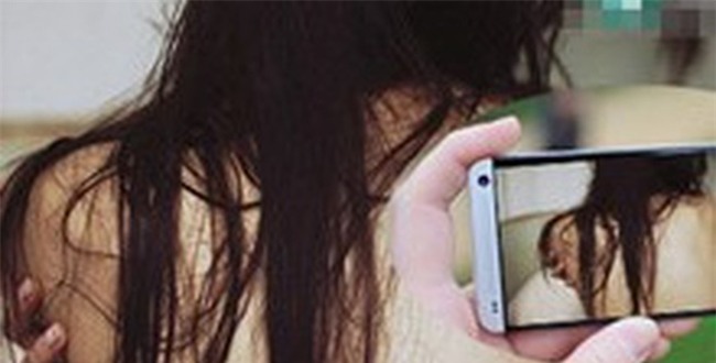 tống tiền,clip nóng,cưỡng đoạt tài sản