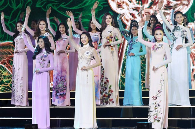 Áo dài đêm chung kết HHHV: Xem mà cứ ngỡ nhầm phải cuộc thi Hoa hậu nào năm xưa - Ảnh 3.