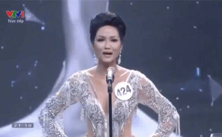 Tân Hoa hậu Hoàn vũ 2017 có trả lời
