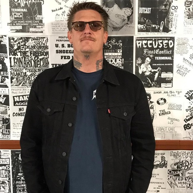 Xăm chân dung vợ lên tay để bày tỏ tình yêu, đến khi ly hôn, người chồng chọn cách này để xử lý hình xăm - Ảnh 2.