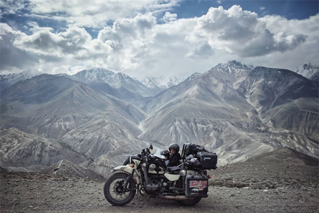 nhung buc anh “de doi” cua mot gia dinh cung nhau phuot khap the gian hinh anh 9