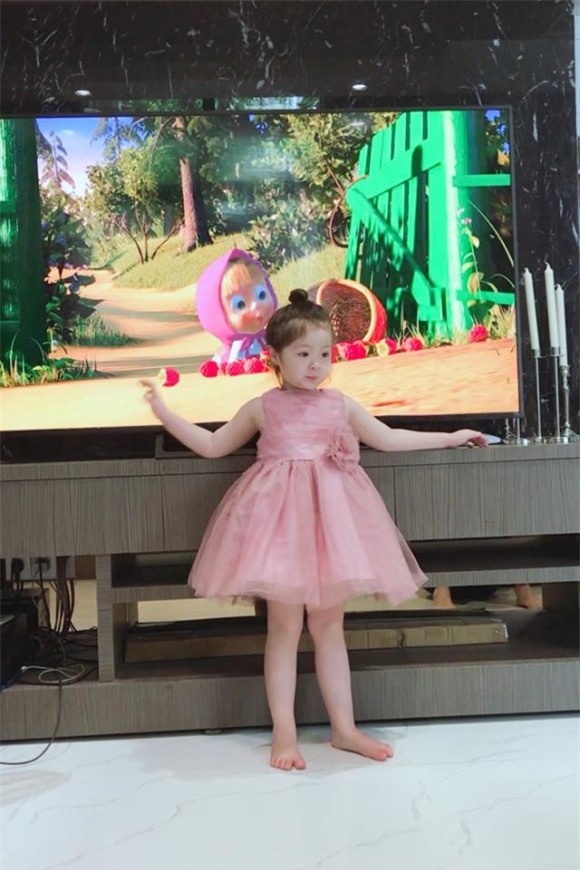 Elly Trần, con trai Elly Trần , con gái Elly Trần