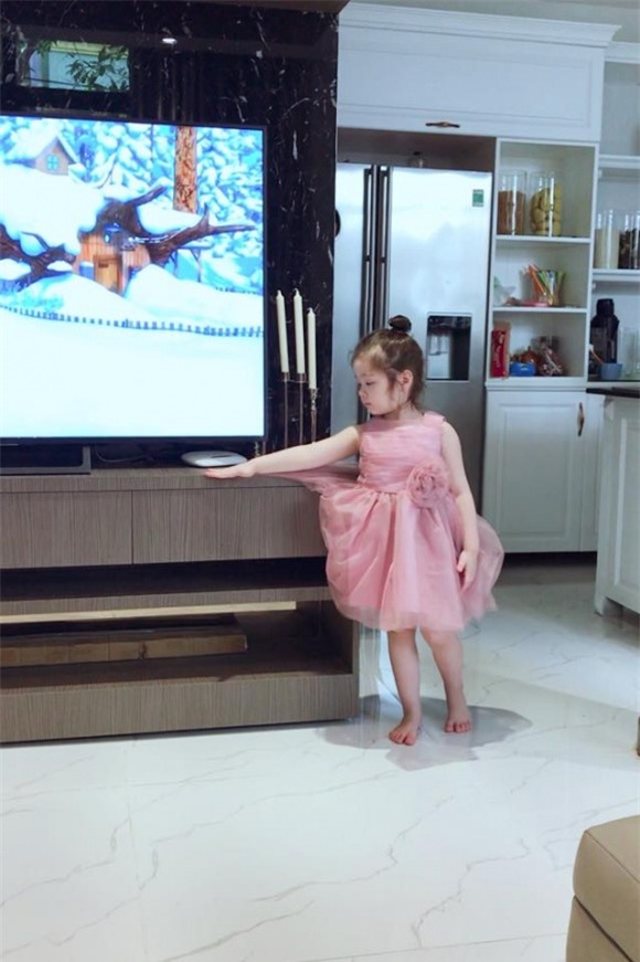 Elly Trần, con trai Elly Trần , con gái Elly Trần