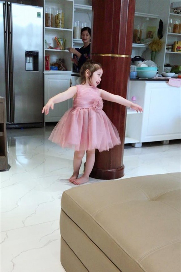 Elly Trần, con trai Elly Trần , con gái Elly Trần