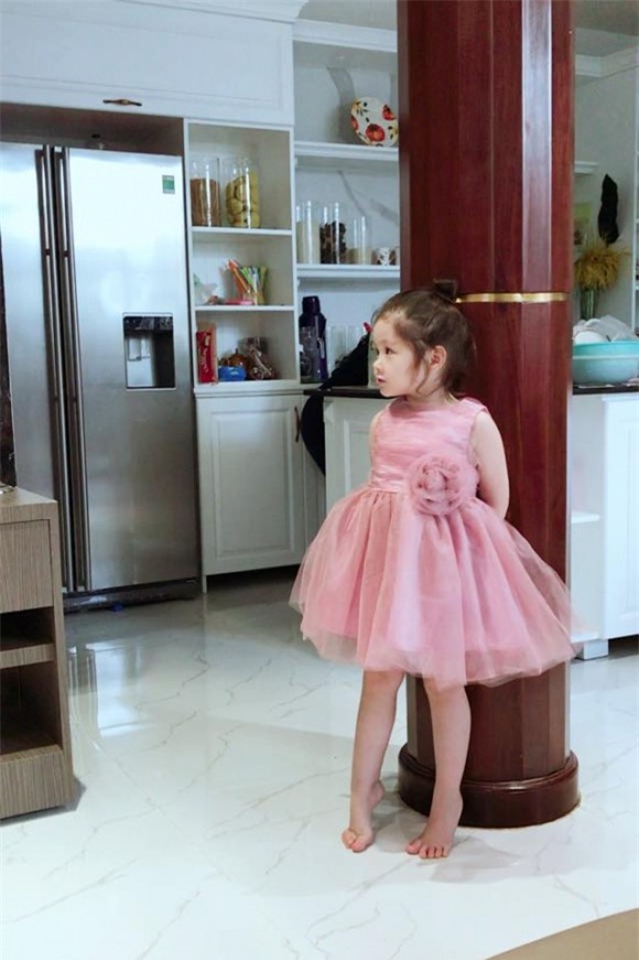 Elly Trần, con trai Elly Trần , con gái Elly Trần