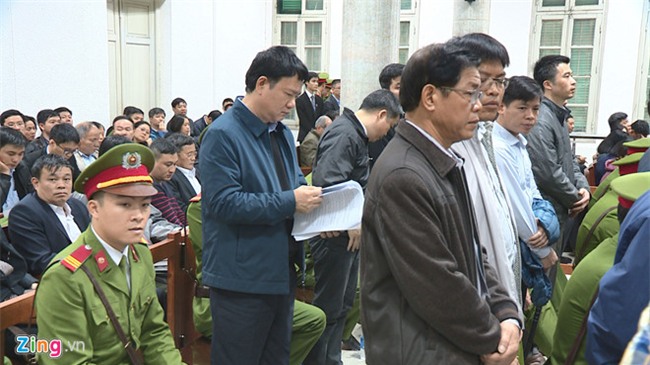 Ong Dinh La Thang, Trinh Xuan Thanh bi cach ly khi tham phan xet hoi hinh anh 1