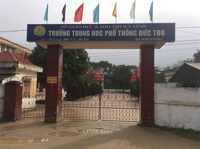 Trường THPT Đức Thọ (huyện Đức Thọ, Hà Tĩnh) đưa MC Phan Anh vào đề thi môn Ngữ Văn, kì thi khảo sát chất lượng học kỳ 1 của lớp 12.