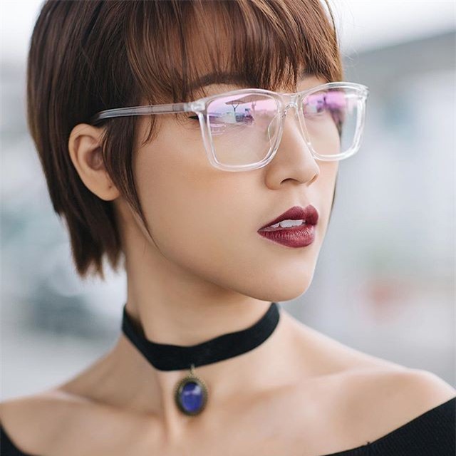 Nếu tóc tém chuẩn bị trở thành hot trend của 2018, thì đây chính là 5 người đẹp đang tiên phong xu hướng - Ảnh 17.