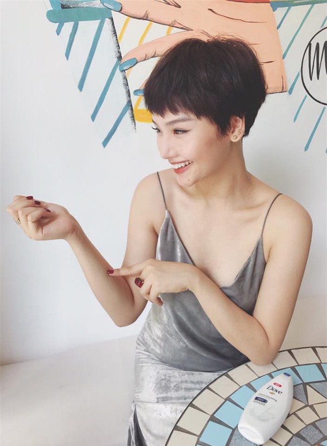 Nếu tóc tém chuẩn bị trở thành hot trend của 2018, thì đây chính là 5 người đẹp đang tiên phong xu hướng - Ảnh 26.