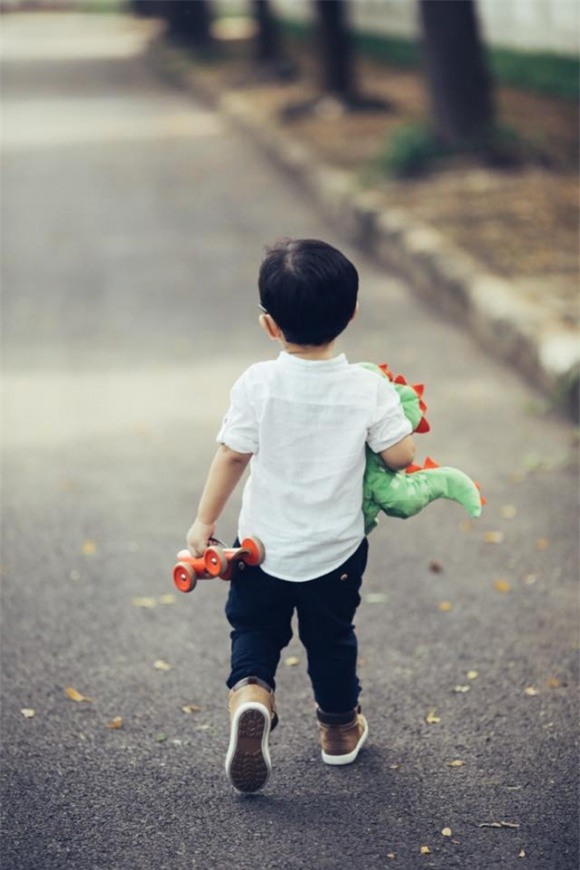 con trai khánh thi, kubi, ảnh con trai khánh thi