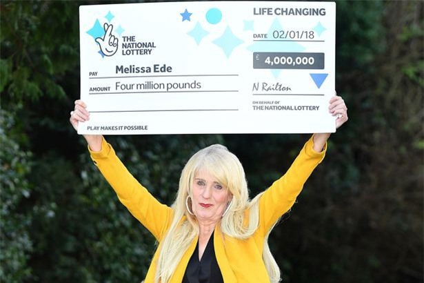 Người phụ nữ trúng số 123 tỷ đồng nhưng tuyên bố sẽ không cho con cái một xu nào và đây là lý do - Ảnh 4.