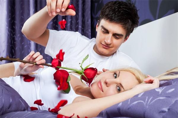 su ich ky cua dan ong trong chuyen giuong chieu - 1