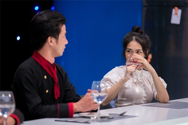 Chết cười với màn thả thính trai đẹp nhiệt tình của Hòa Minzy-2