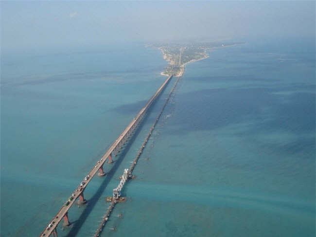 15 tuyen duong nguy hiem va di nhat hanh tinh, di mot lan la nho den gia hinh anh 11