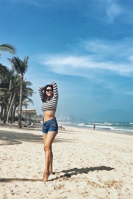 Diệp Chi,Phạm Hương,Hồng Vân,Bảo Thy,Trúc Mai,làng sao