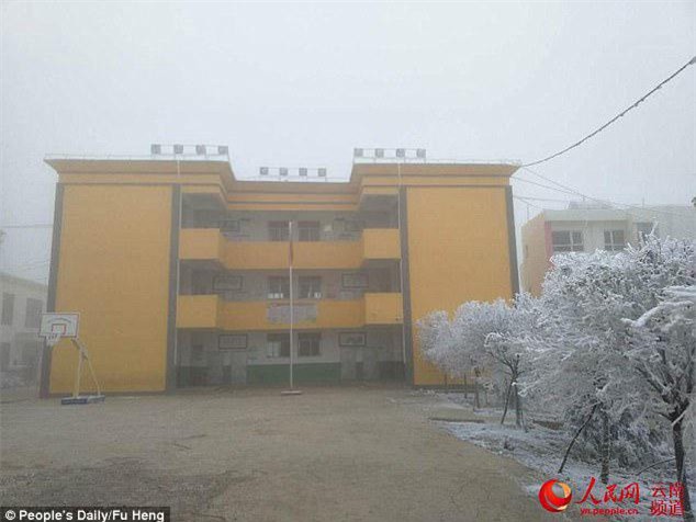 ret -9 do, cau be toc dong da trong lop hoc dang noi nhu con tren mang xa hoi tq - 2