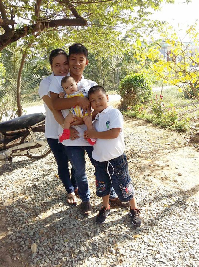 Chuyện làm dâu từ 18 tuổi vui hơn Tết: cùng mẹ chồng chơi chuyền, hợp sức cho con trai ăn roi mây - Ảnh 1.