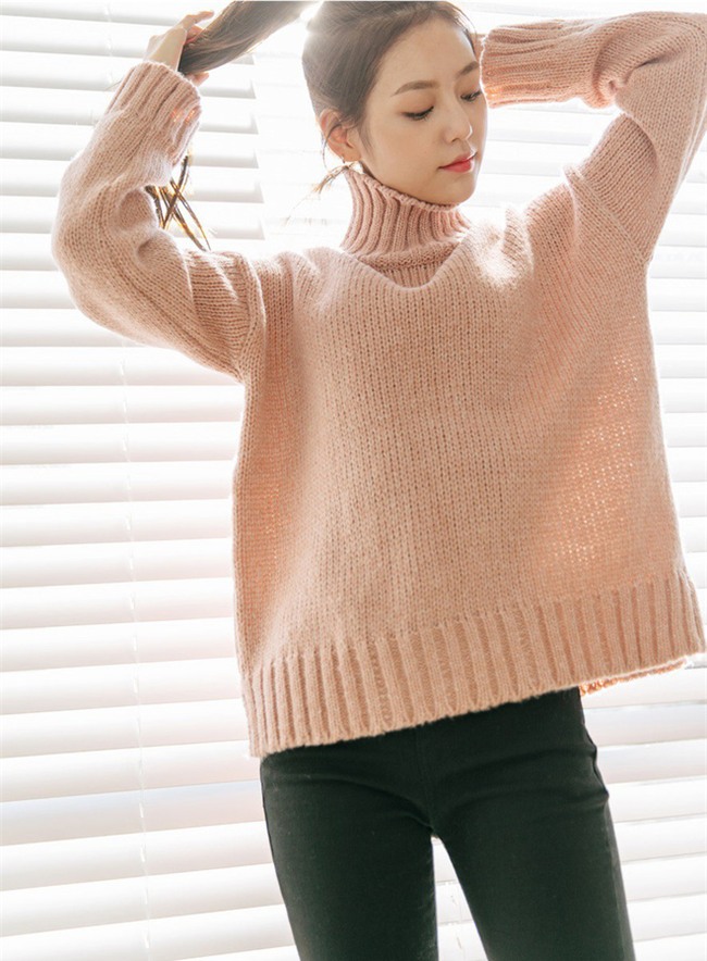 Trời lạnh thế này, thiếu gì thì thiếu chứ không thể thiếu áo len cổ lọ - Ảnh 3.