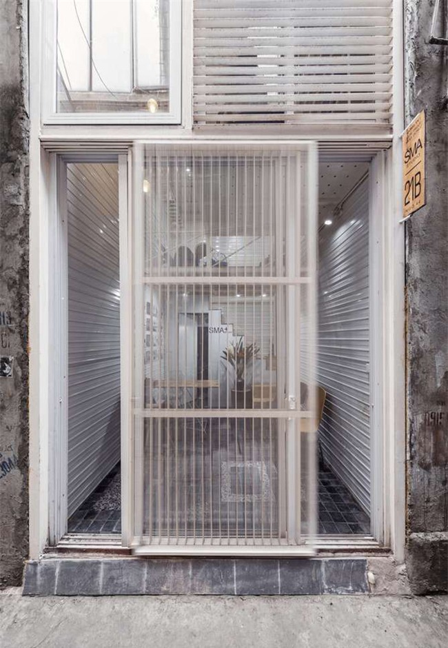 nha sieu mong xay khong mat vien gach nao o ha noi khien bao tay cung “choang” hinh anh 1