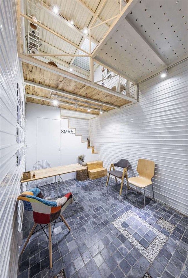 nha sieu mong xay khong mat vien gach nao o ha noi khien bao tay cung “choang” hinh anh 4