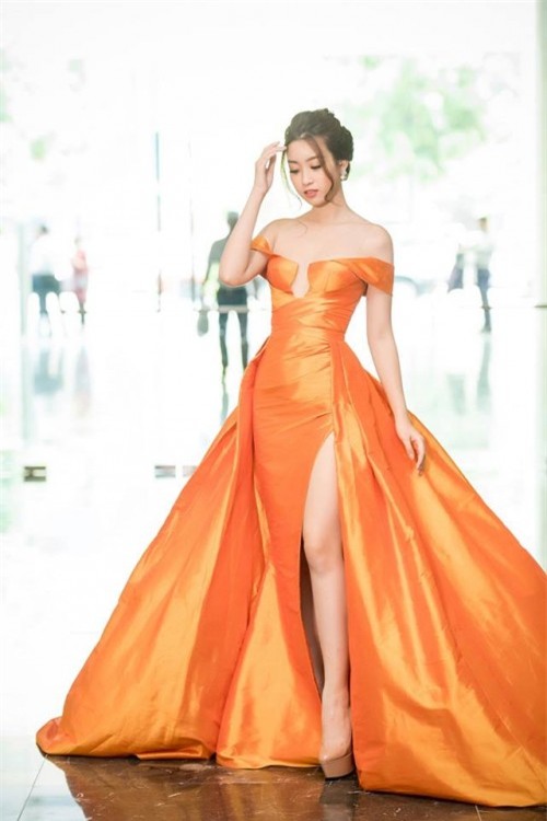 Tường Linh khiến fan lo lắng khi liên tục chọn váy cũ của Hà Hồ để lên đường thi thố nhan sắc-9