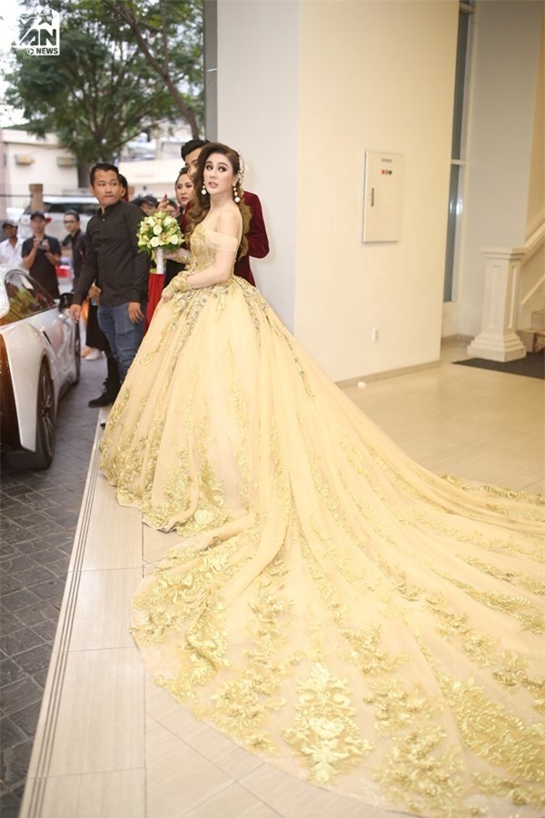 lamkhanhchi (5) (Custom)