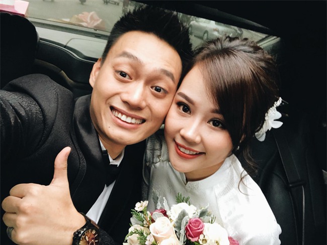 Đám cưới bá đạo nhất hệ mặt trời khi cả bố mẹ vợ, bố mẹ chồng cùng trổ tài đọc Rap khiến MXH bùng nổ - Ảnh 2.