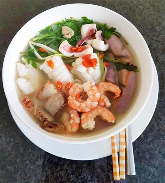 bua sang de hue ca tuan khong trung mon cua me viet xa que huong khien ai cung ne - 2