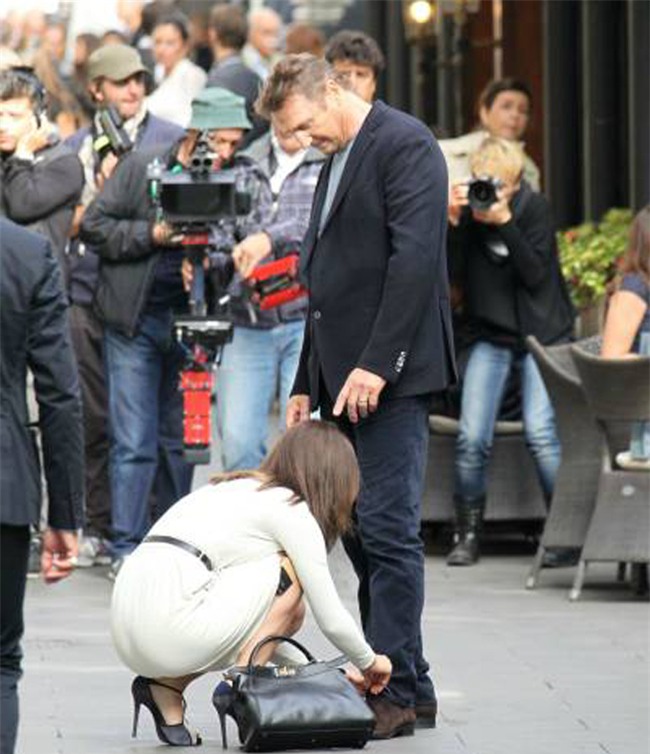 chet cuoi voi nhung hanh dong la lung cua con nguoi hinh anh 13