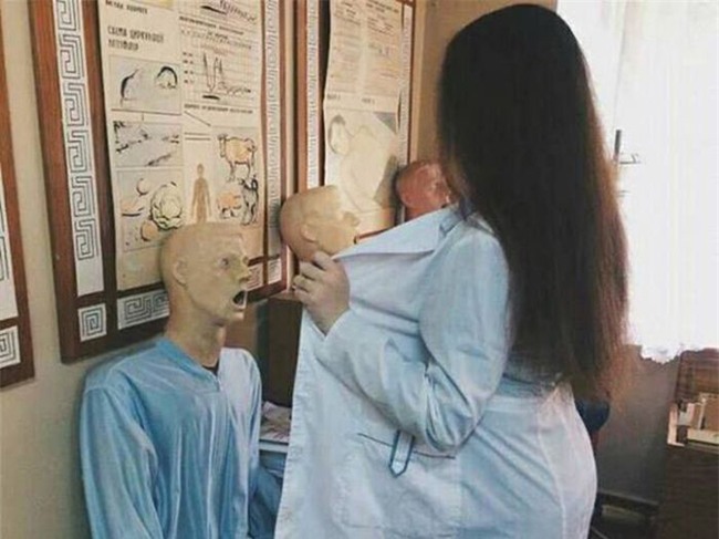 chet cuoi voi nhung hanh dong la lung cua con nguoi hinh anh 7