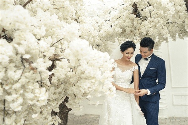 Tuy nhiên, theo tìm hiểu, đây chỉ là những bức hình quảng cáo trong thời gian làm người mẫu trước đây của H'Hen Niê. - Tin sao Viet - Tin tuc sao Viet - Scandal sao Viet - Tin tuc cua Sao - Tin cua Sao