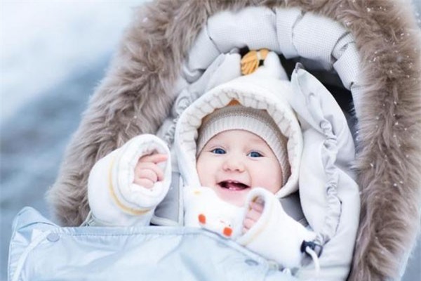 Chuyên gia Nhi khoa BV Bạch Mai: 4 vị trí vàng mẹ cần giữ ấm cho con trong ngày rét đậm-2