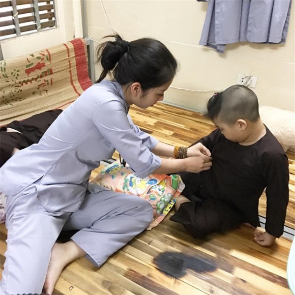 Chân dung bạn gái xinh đẹp khiến Yanbi ‘tự nguyện’ unfriend hết gái xinh trên Facebook - Ảnh 9.