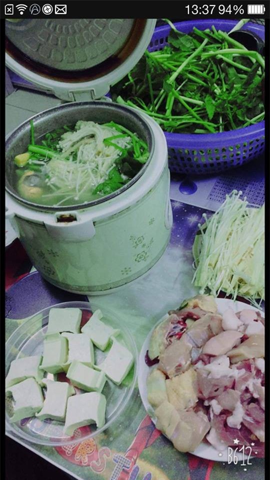 Khi sinh viên biểu diễn nấu tất cả các món với một chiếc nồi cơm điện - Ảnh 5.