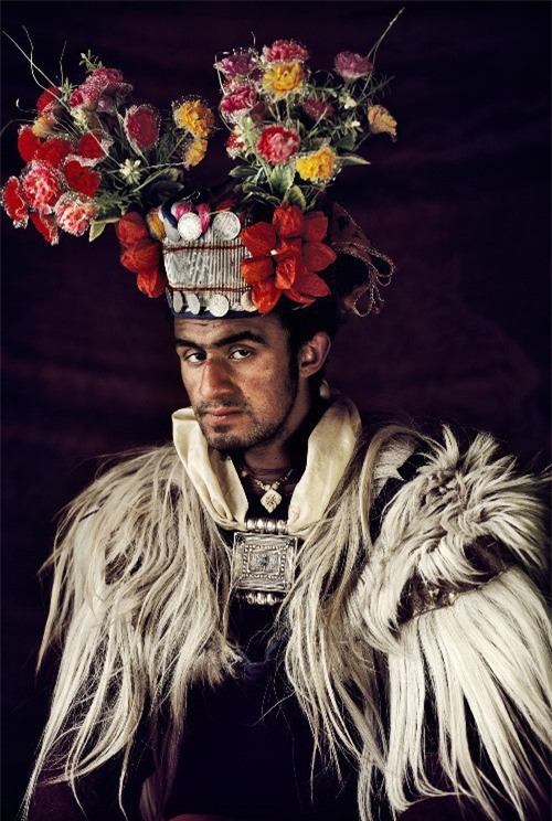 Vùng đất kỳ lạ nơi đàn ông được phép trao đổi vợ thoải mái với người khác - Ảnh 6.