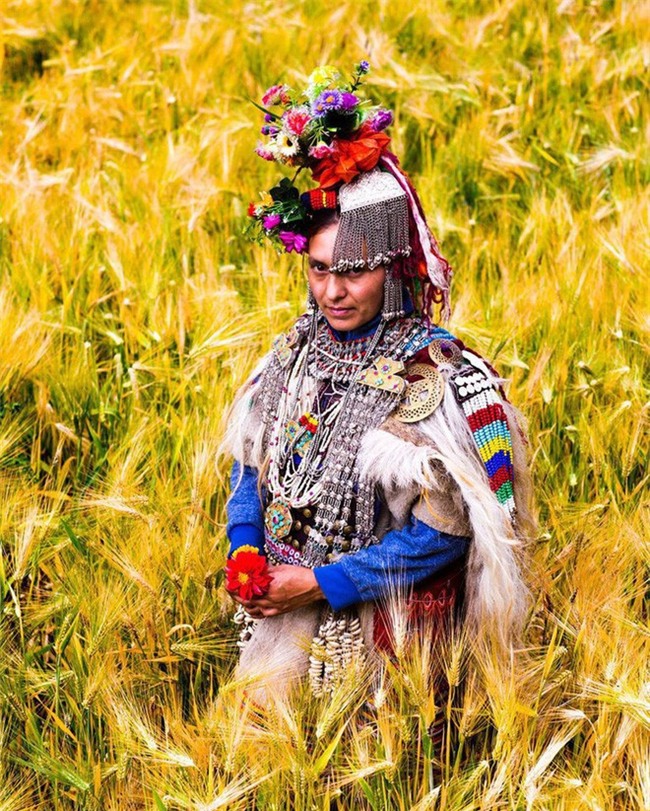 Vùng đất kỳ lạ nơi đàn ông được phép trao đổi vợ thoải mái với người khác - Ảnh 9.