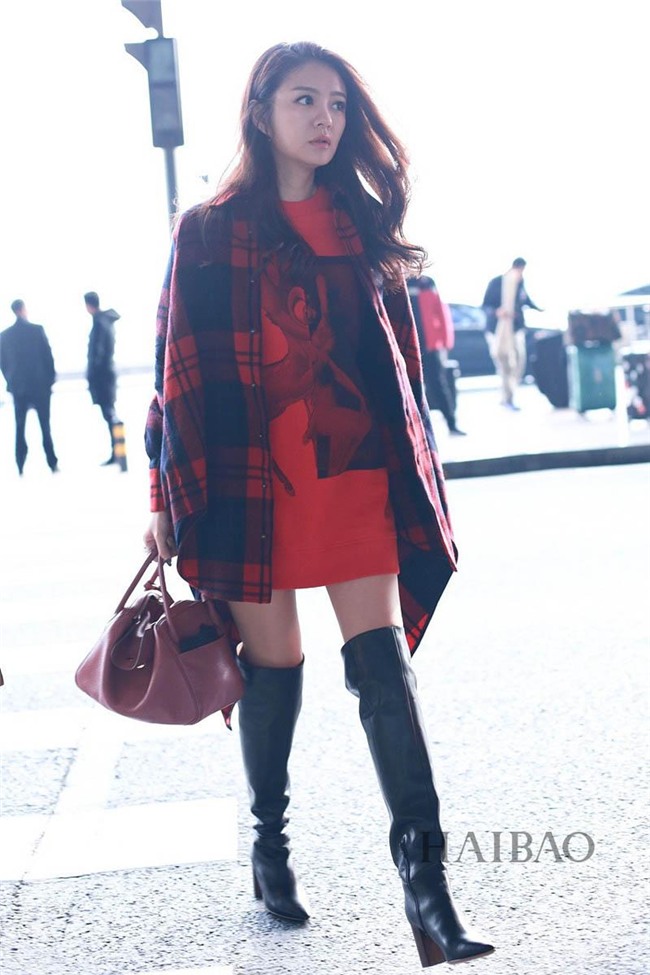 tranh bi che "khong mac quan" khi dien mot nay, cac nang can luu y nhung dieu sau - 12