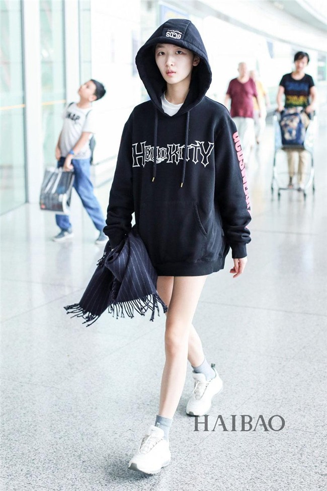 tranh bi che "khong mac quan" khi dien mot nay, cac nang can luu y nhung dieu sau - 2