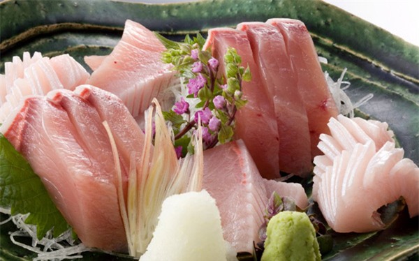 cá Buri,cá nhật,hải sản nhật,nhà hàng nhật,món ăn nhật,nhật bản